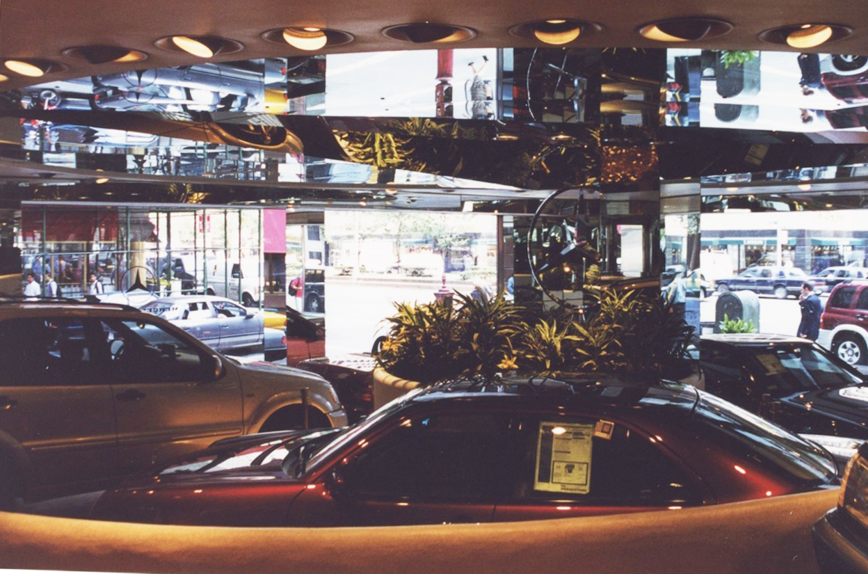 Vehicles presented in the Vélora Motors showroom