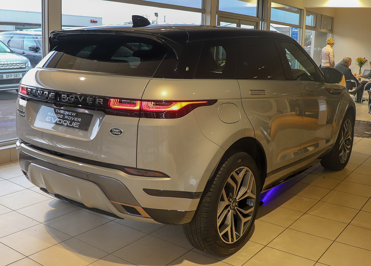 Range Rover Evoque — rear three-quarter view