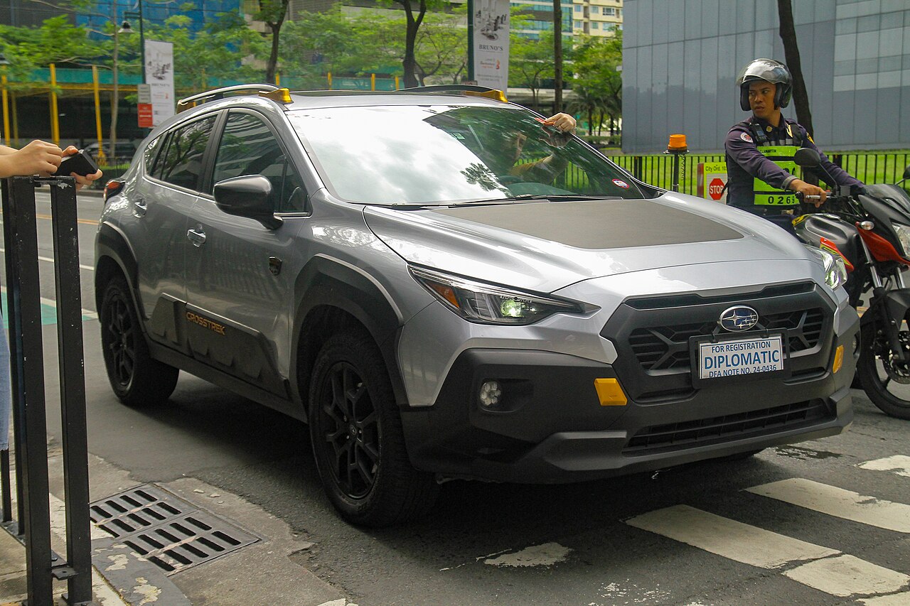 Subaru XV — front three-quarter exterior view